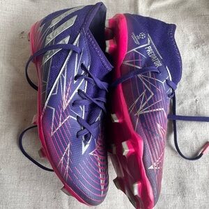 adidas Kid's Predator Edge 3 FG J Firm Ground Soccer Cleats. Kids size 3.5